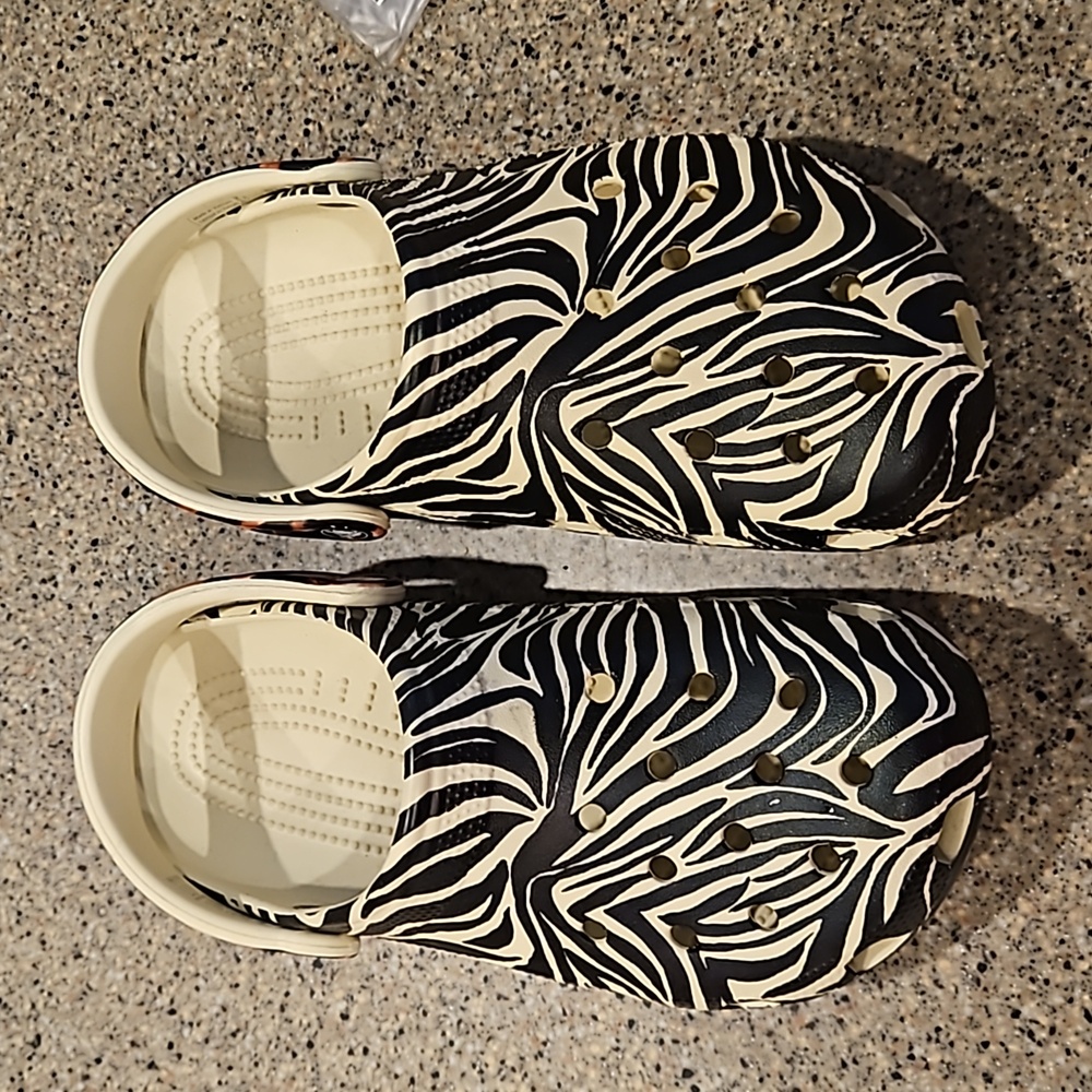 NWOT Zebra CROCS